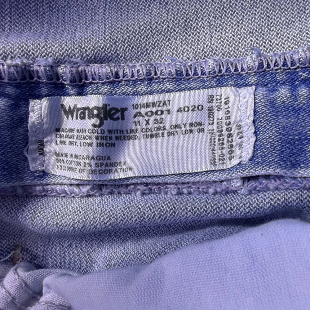 Wrangler Women’s Cowboy Cut Slim Light Blue Jeans
